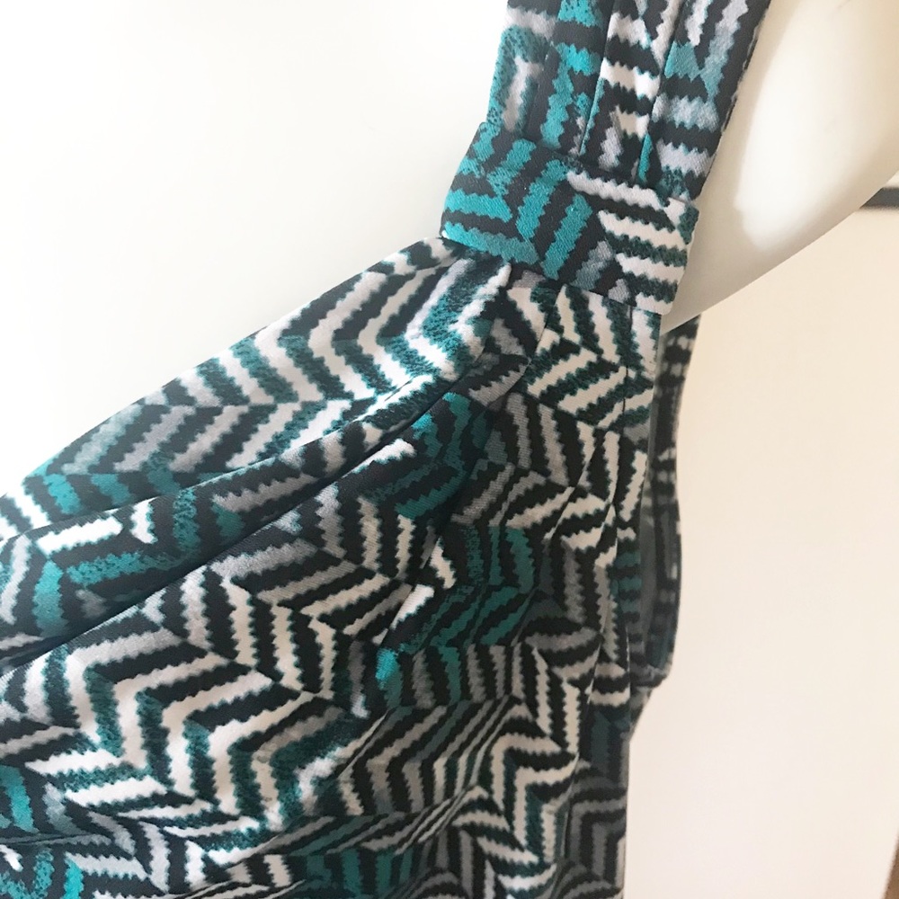 WHBM Tank Top - Picture 3 of 5